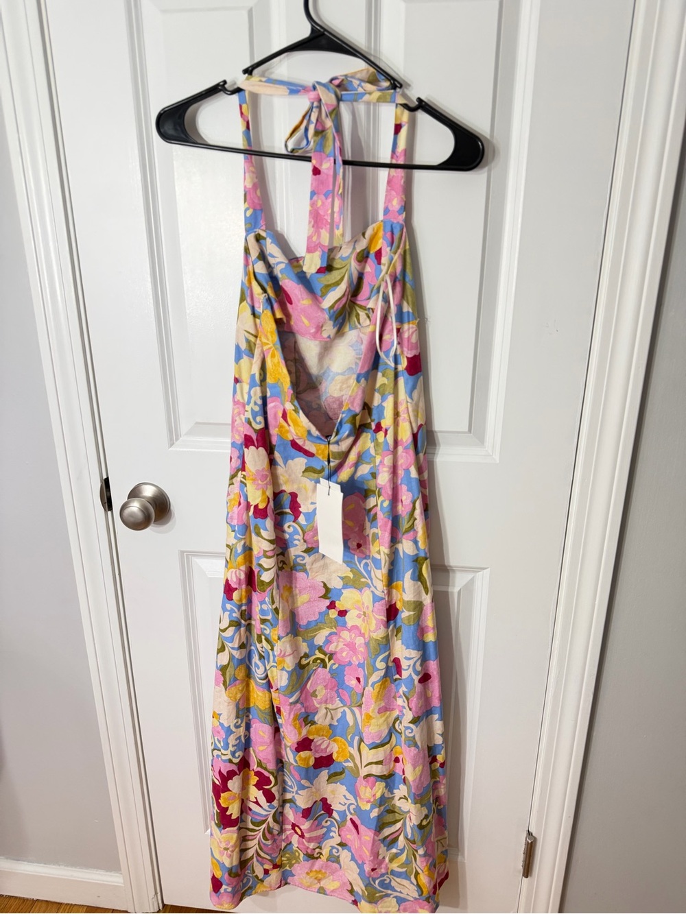 Zara Floral Halter Midi Dress in Multicolor - Picture 4 of 10